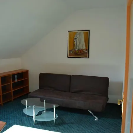 Nerudova Six * 科希策